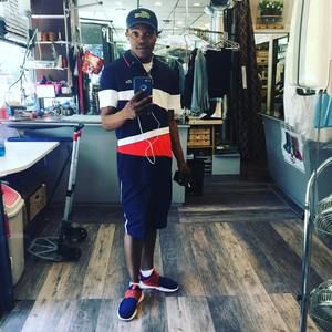 Meet your Posher, Terrell